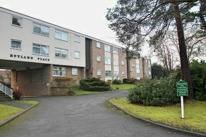 2 Bedroom Flat To Rent In The Rutts, Bushey Heath, Bushey, WD23