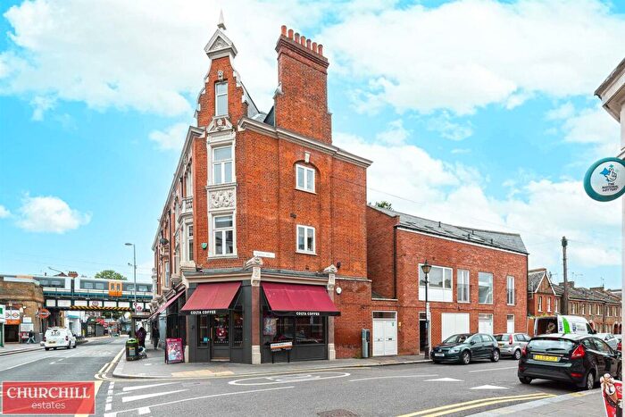 2 Bedroom Flat To Rent In / St James Street, Walthamstow, E17