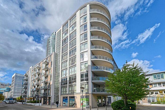 2 Bedroom Flat For Sale In Ealing Road, Brentford, TW8