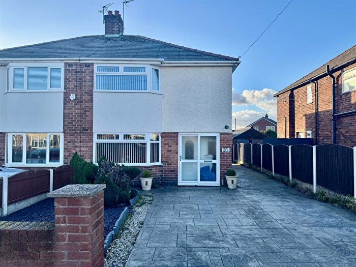 3 Bedroom Semi-Detached House For Sale In Sandringham Road, Wrexham, LL11