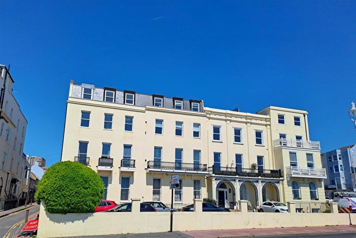 1 Bedroom Flat For Sale In Marine Parade, Brighton, BN2