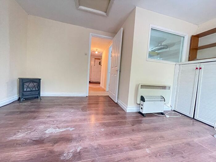 1 Bedroom Flat To Rent In Duke Street, Chelmsford, CM1