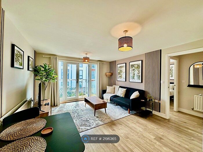 1 Bedroom Flat To Rent In St. Aubyn Street, Plymouth, PL1