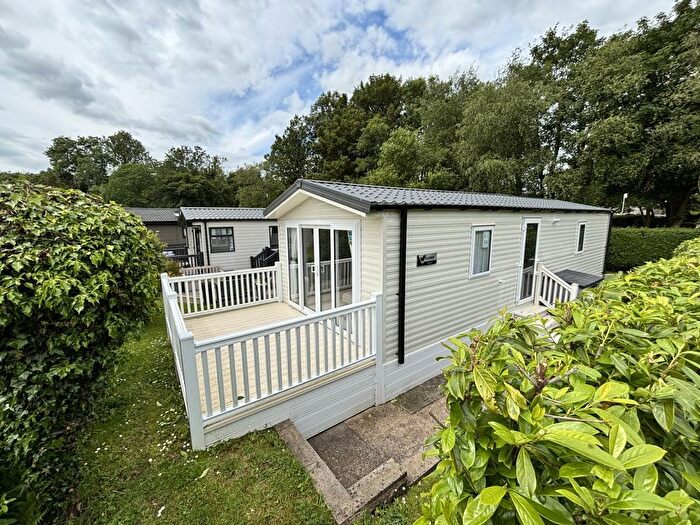2 Bedroom Park Home For Sale In Bentham Road, Ingleton, Carnforth, LA6