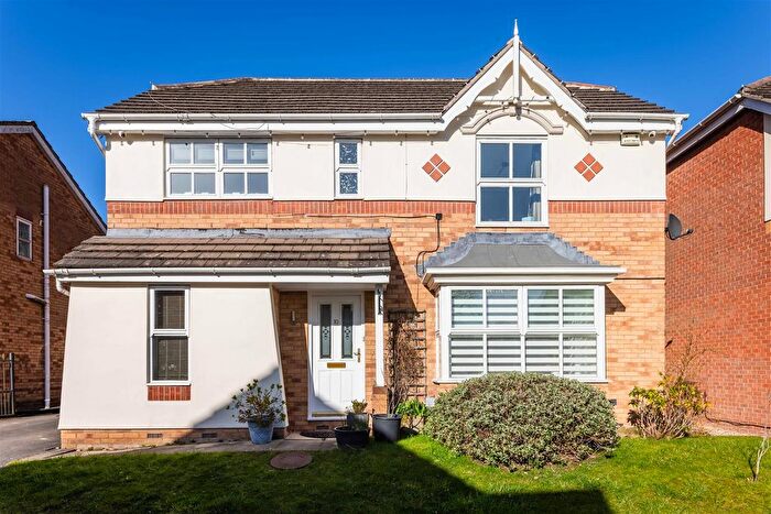 4 Bedroom Detached House For Sale In Tall Trees, Alwoodley, LS17