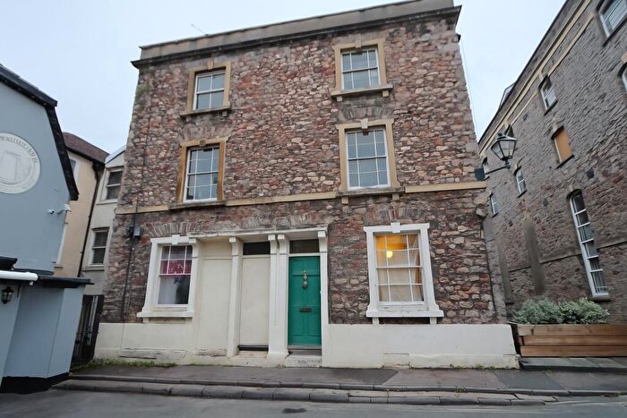 4 Bedroom Semi Detached House To Rent In Portland Street, Clifton, Bristol, BS8