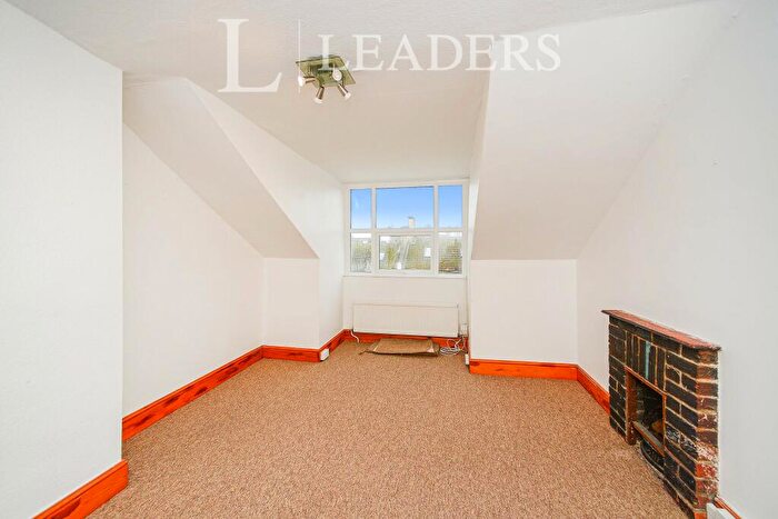 1 Bedroom Flat To Rent In Stanford Road, Brighton, BN1