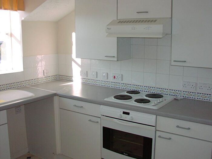 2 Bedroom Flat To Rent In Hursley Road, Chandler's Ford, Eastleigh, SO53