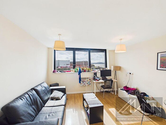 1 Bedroom Flat For Sale In Mann Island, Liverpool, L3