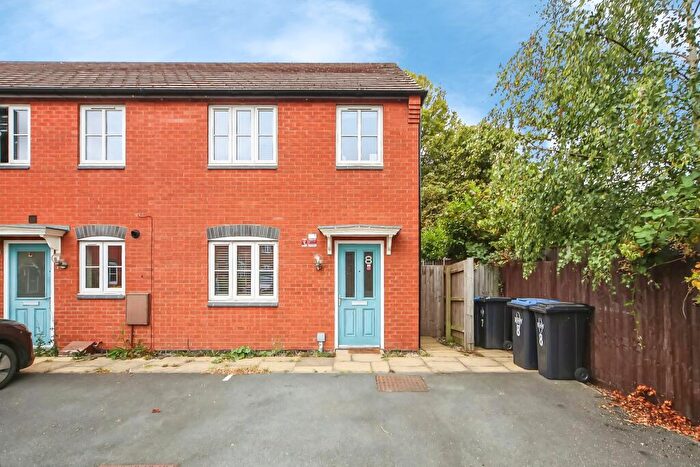 3 Bedroom Terraced House For Sale In Academy Drive, Rugby, CV21