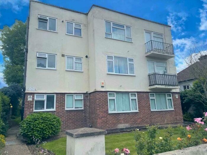 1 Bedroom Apartment To Rent In Farm Road, Edgware, London, HA8