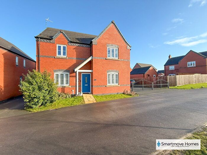 4 Bedroom Detached House For Sale In Hesketh Close, Codnor, DE5