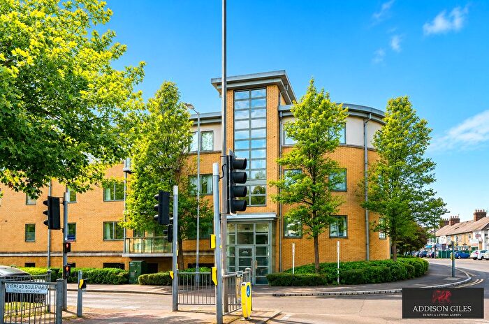 Studio For Sale In Ryemead Boulevard, High Wycombe, Buckinghamshire, HP11