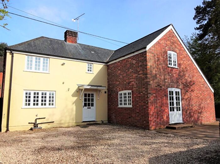 3 Bedroom Detached House To Rent In Devizes Road, Potterne, Devizes, SN10