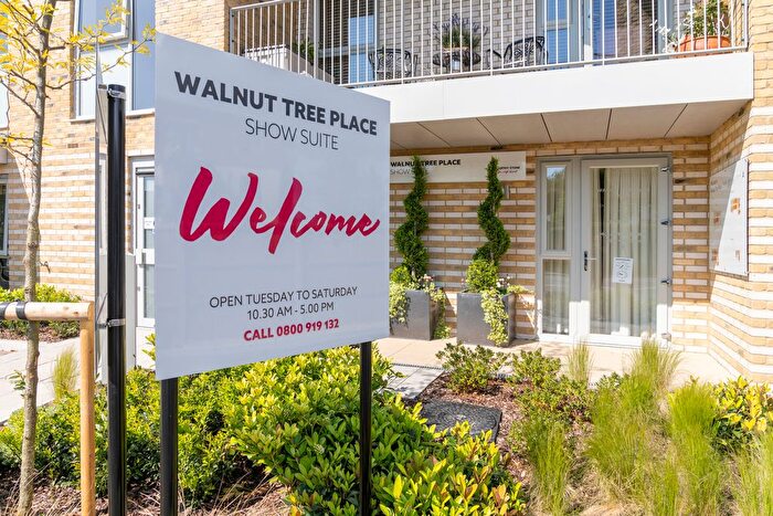 2 Bedroom Flat To Rent In Goring Street, Goring-By-Sea, Worthing, BN12