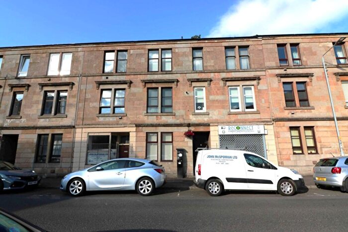 2 Bedroom Flat To Rent In Kilnside Road, Paisley, Renfrewshire, PA1
