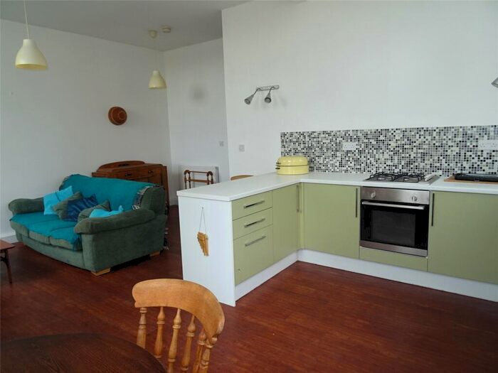 2 Bedroom Apartment To Rent In Paradise Street, Bradford, West Yorkshire, BD1