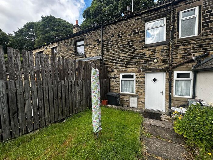 2 Bedroom Terraced House To Rent In Bethel Terrace, Luddenden, HX2