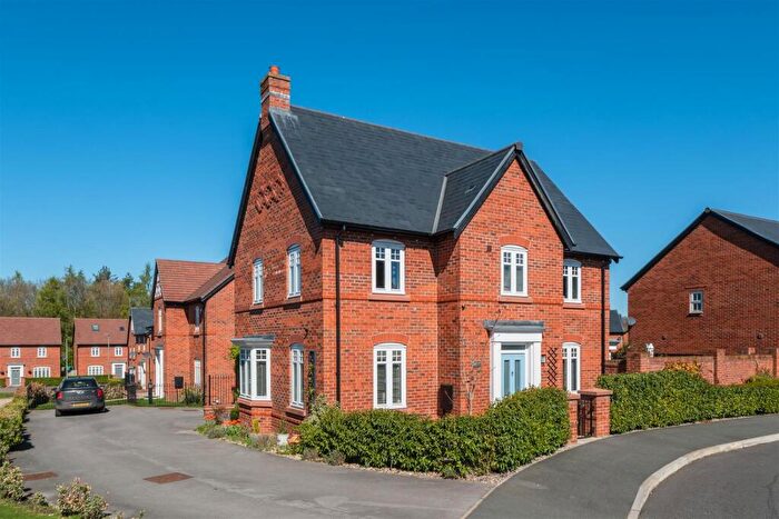 4 Bedroom Detached House For Sale In Tiverton Way, Tarporley, CW6
