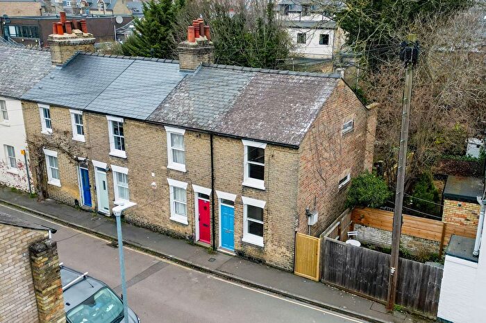 2 Bedroom End Terrace House For Sale In Mill Street, Cambridge, CB1