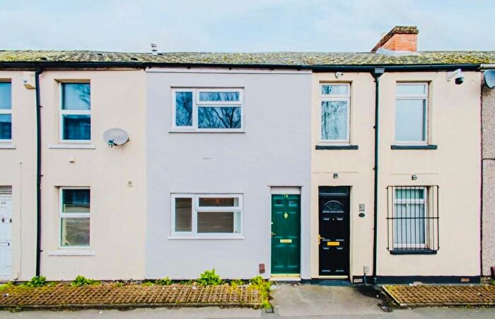 3 Bedroom Terraced House To Rent In Manchester Rd, Swindon, SN1