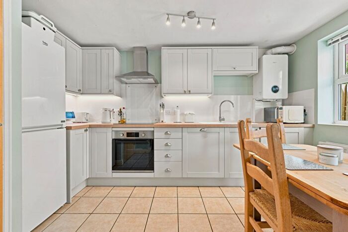 3 Bedroom End Terrace House For Sale In Whitehall Road, Bristol, BS5