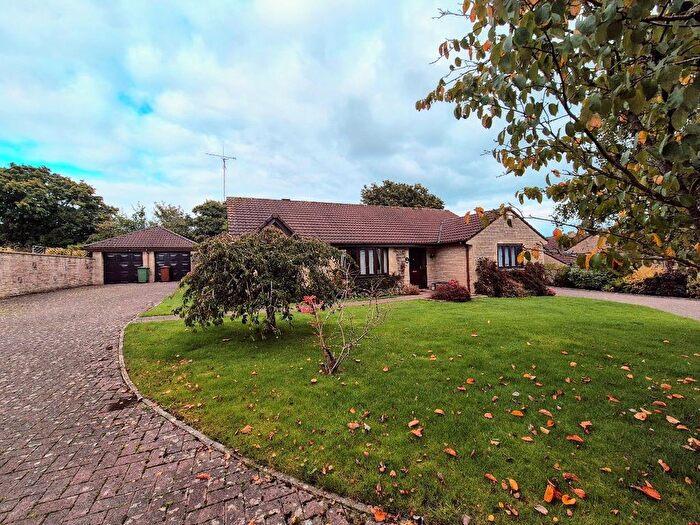 4 Bedroom Bungalow For Sale In Springfield, Norton St. Philip, Bath, Somerset, BA2