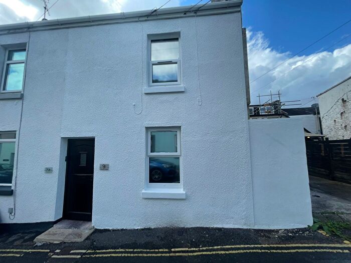 2 Bedroom Property To Rent In Church Lane, Torquay, TQ2