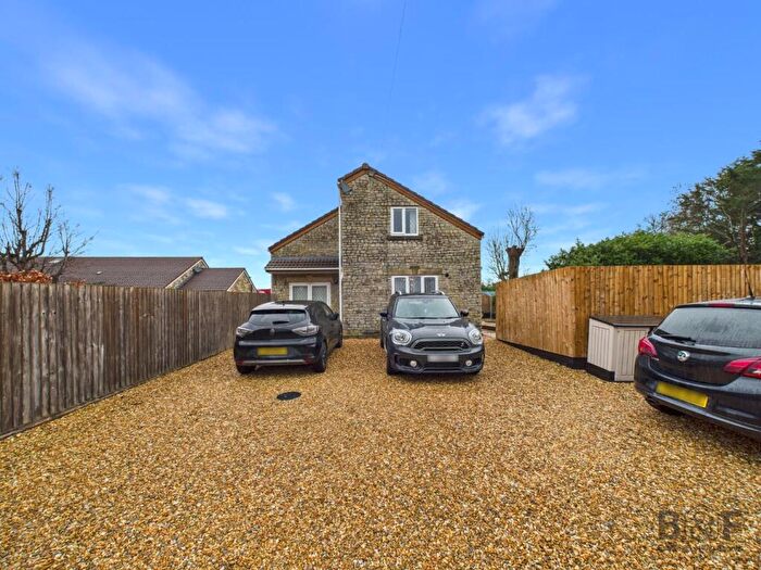 2 Bedroom Flat To Rent In London Road, Warmley, BS30