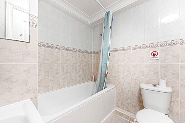 Studio To Rent In Cromwell Road, London, South Kensington, London, SW7