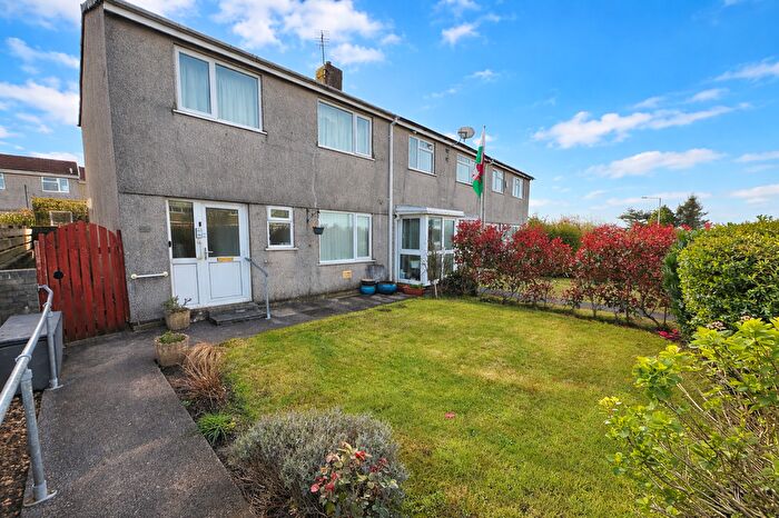 3 Bedroom End Terrace House For Sale In Marshfield Avenue, Bridgend, CF33