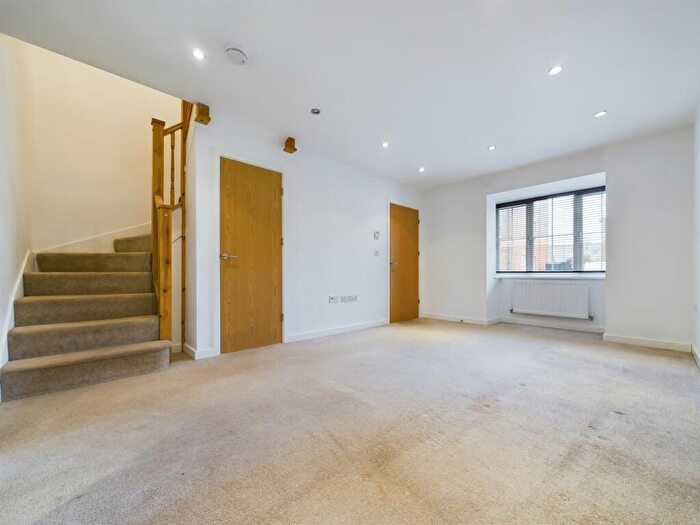 4 Bedroom Terraced House To Rent In Green Wilding Road, Hereford, HR1
