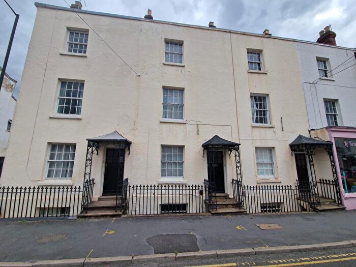 5 Bedroom Mews To Rent In Chandos Street, Leamington Spa, CV32