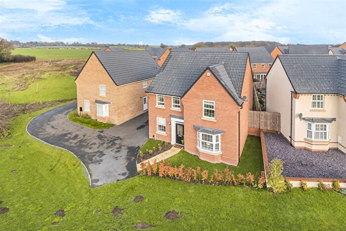 4 Bedroom Detached House To Rent In Castle Grove, Wetherby, LS22