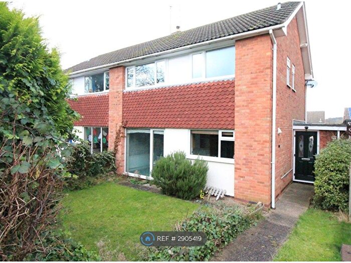 3 Bedroom Semi Detached House To Rent In Hawkswood Close, Beeston, Nottingham, NG9