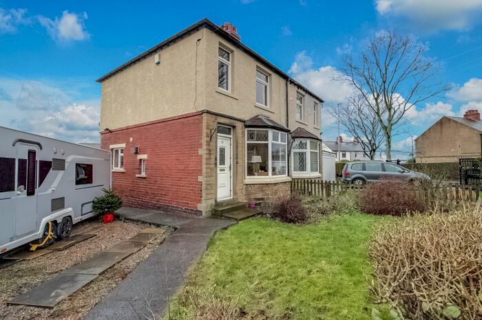 2 Bedroom Semi-Detached House To Rent In Dyson Street, Huddersfield, HD5