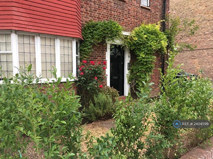 2 Bedroom Flat To Rent In Holmdale Road, London, NW6