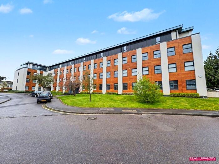 2 Bedroom Flat For Sale In Flat Victoria House, Princes Road, Ferndown, Dorset, BH22