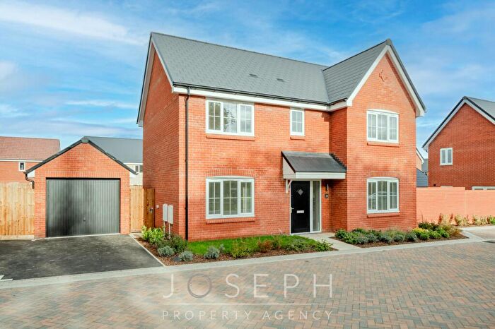 3 Bedroom Property To Rent In Jade Drive, Ipswich, IP1