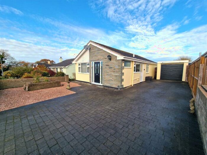 3 Bedroom Detached Bungalow For Sale In Menheniot Crescent, Langore, Launceston, PL15