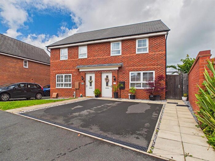 3 Bedroom Semi Detached House For Sale In Isla Close, Mickleover, Derby, DE3