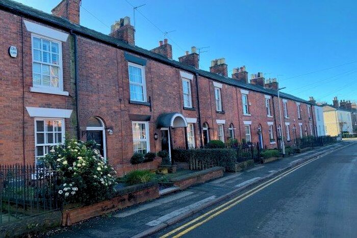 2 Bedroom Property To Rent In Chorley Hall Lane, Alderley Edge, SK9