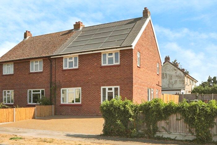 3 Bedroom Semi Detached House For Sale In Cavendish Road, Trimley St. Martin, Felixstowe, Suffolk, IP11