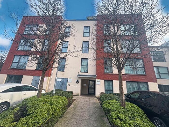 2 Bedroom Apartment To Rent In Paxton Drive, Ashton Gate, BS3