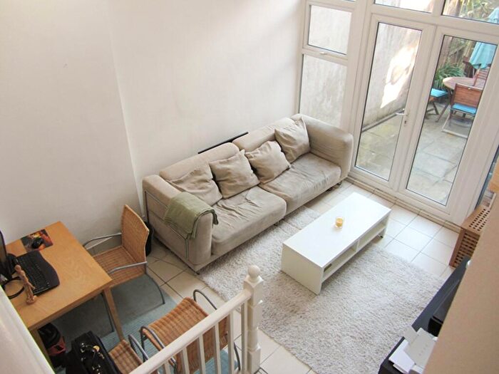 1 Bedroom Flat To Rent In Fordwych Road, West Hampstead, NW2