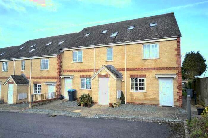 1 Bedroom Flat To Rent In Wroslyn Road, Freeland, OX29