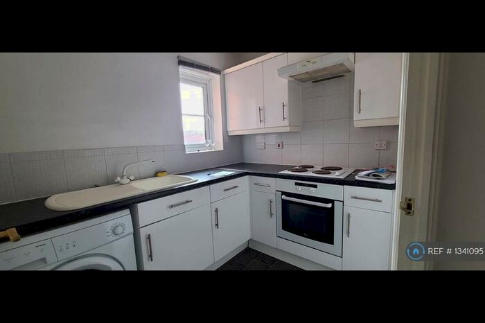 2 Bedroom Flat To Rent In Bristol South End, Bristol, BS3