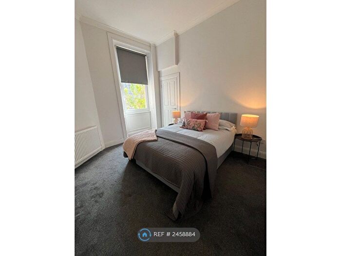 2 Bedroom Flat To Rent In Hillfoot Street, Glasgow, G31