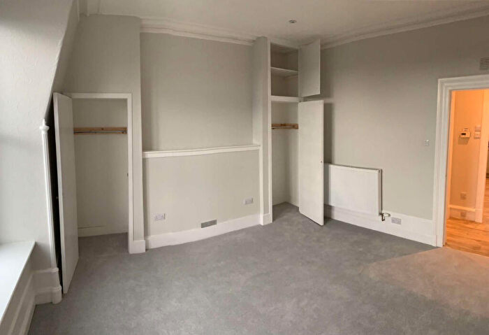 1 Bedroom Flat To Rent In Fonthill Road, Aberdeen, AB11