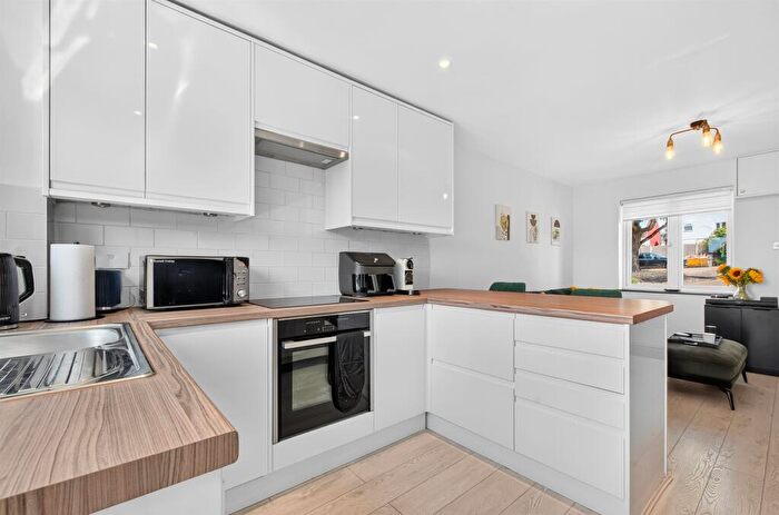 1 Bedroom Terraced House For Sale In Willoughby Court, London Colney, St. Albans, AL2